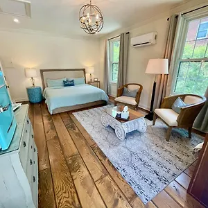 5 Stars In Eastover , Charlotte United States
